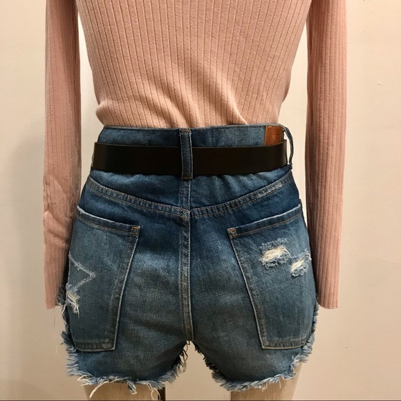 PRIVATELY SOLD!!! Tommy Hilfiger brown and white m - Picture 2 of 8